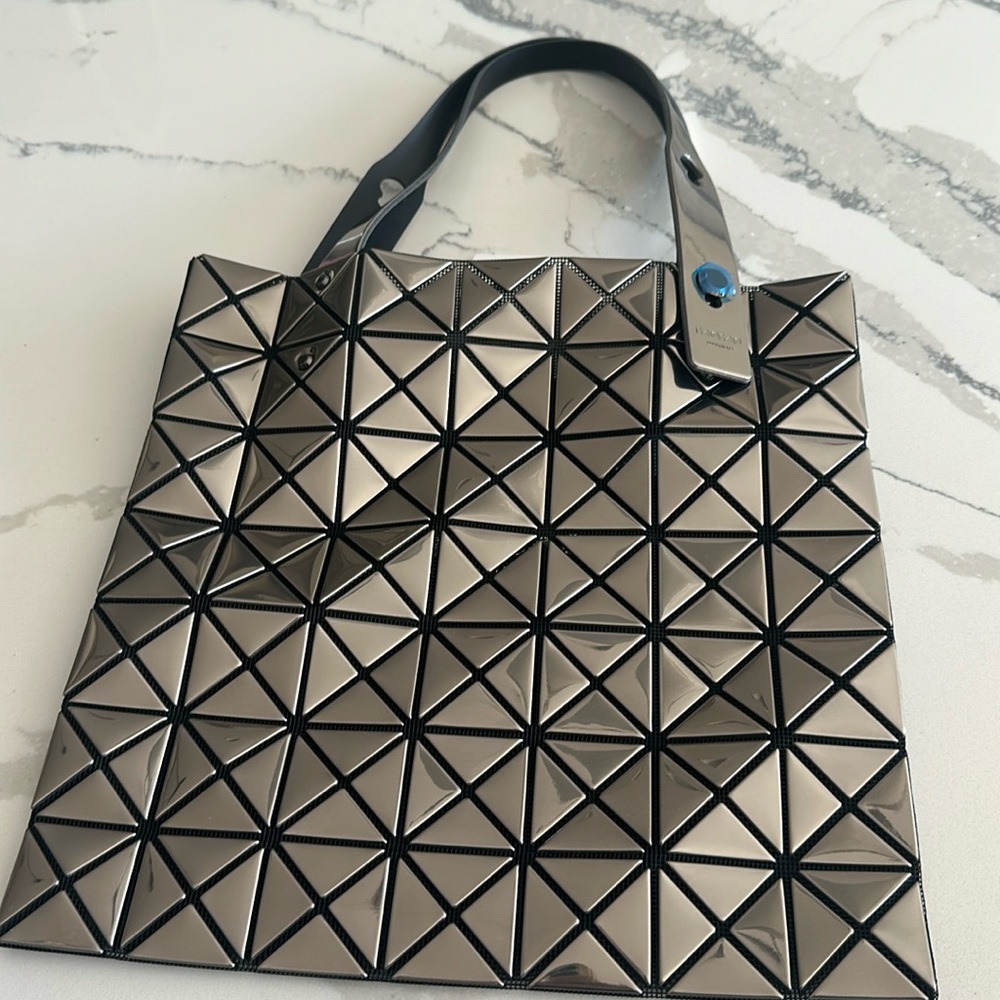 Baobao brand new tote